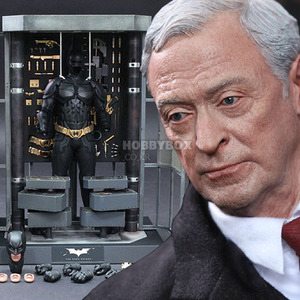 (입고) 배트맨 무기고(Batman Armory) &amp; 알프레드(Alfred Pennyworth) 세트 / 다크나이트(The Dark Knight)